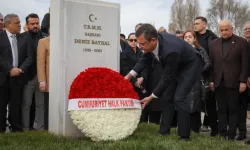 Eski CHP Genel Başkanı Deniz Baykal Mezarı Başında Anıldı