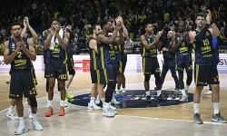 Fenerbahçe Beko Armani'yi Ağırlıyor