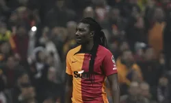 Galatasaray'ın Eksi Yıldızı Futbolu Bıraktı