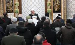 İl Müftüsü Sabah Namazında Gençlerle Bir Araya Geldi 