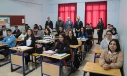 Sivas Milli Eğitim Müdürü Yener, Yatılı Bölge Okulunu Ziyaret Etti 