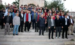 Sivaslı Gençler Namazda Buluştu