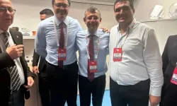 Sivaslı Vekilden Özel'e Tebrik: 'Türkiye’ye Özgür Gelecek'