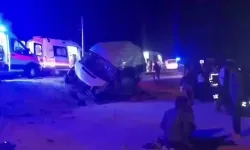 Tarım İşçilerini Taşıyan Minibüs Kaza Yaptı