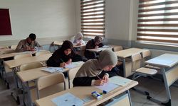 Sivas'ta 974 öğrenci umreye gidebilmek için ter döktü