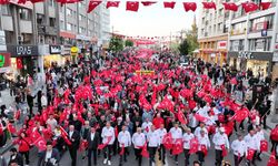 Gençlik Sivas'ta yürüdü