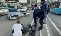 Sivas'ta otomobille motosiklet çarpıştı! Polis memuru yaralandı