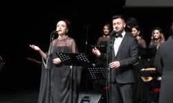 Sivas'ta Devlet THM korosu konser verdi