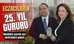 Eczacıların 25. yıl gururu