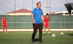 Gönül isterdi ki en az bir play-off oynayalım