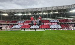 Sivasspor taraftarından muhteşem koreografi