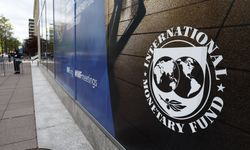 IMF’den Pakistan’a 1,4 milyar dolarlık kredi