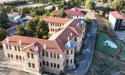Fen Lisesi ve Selçuk’ta Liyakat Alarmı! Veliler Ayakta