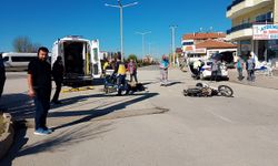 Sivas'ta motosikletle minibüs çarpıştı!