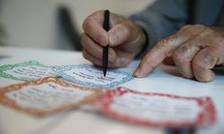 Yaşlıların nasihatleri hastanenin duvarlarını süslüyor