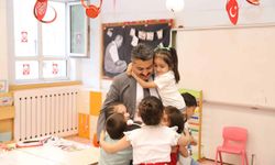 Erdoğan, Miniklerle Buluştu