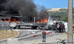 3 tırın karıştığı kazada 1 kişi öldü, 2 kişi yaralandı