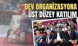 Dev organizasyona üst düzey katılım