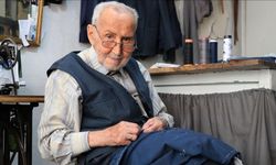 İğne ipliği 80 yıldır elinden düşürmüyor