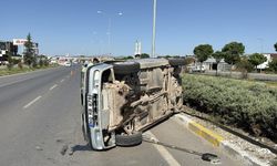 Sivas'ta otomobil takla attı: 2 kişi yaralandı