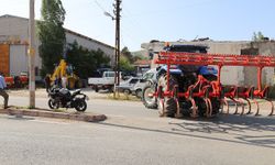 Traktörle motosikletin kazası yürekleri ağızlara getirdi!