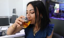 Uzman diş doktoru uyardı! Enerji içecekleri dişleri döküyor