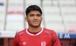Sivasspor Emre Gökay İle Yeniden Anlaştı