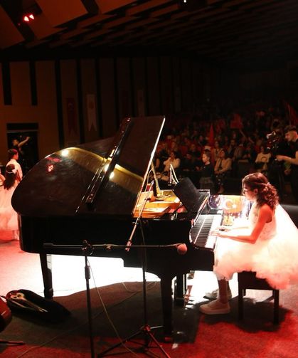 Sivas’ta Geleceğin Yetenekleri Piyano Konserinde Büyüledi