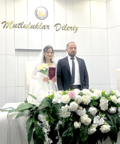 Dünyaevine girdiler