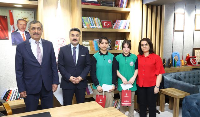 Kompozisyon yarışmasında birinci oldular!