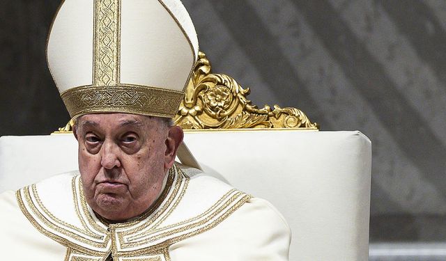 Dün halkı selamlamıştı... Papa Francis yaşamını yitirdi
