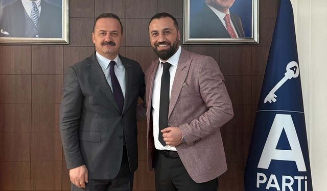 Sivas’ta Anahtar Parti’de istifa depremi!