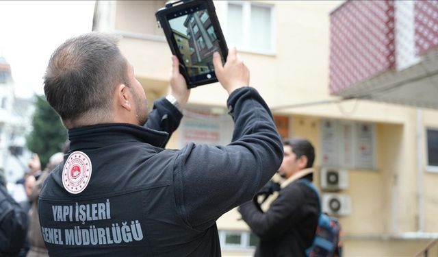Bakan Kurum hasarlı binalara ilişkin son rakamları açıkladı!