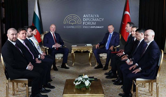 Cumhurbaşkanı Erdoğan'dan ADF'de diplomasi trafiği