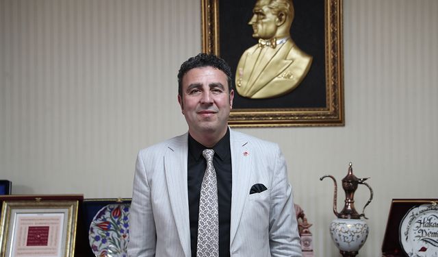 Hakan Demirgil'den 23 Nisan mesajı