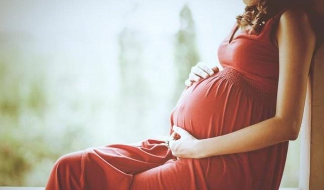 Sağlık Bakanlığı: Kadınların doğum şekline yönelik dayatma yapmıyoruz