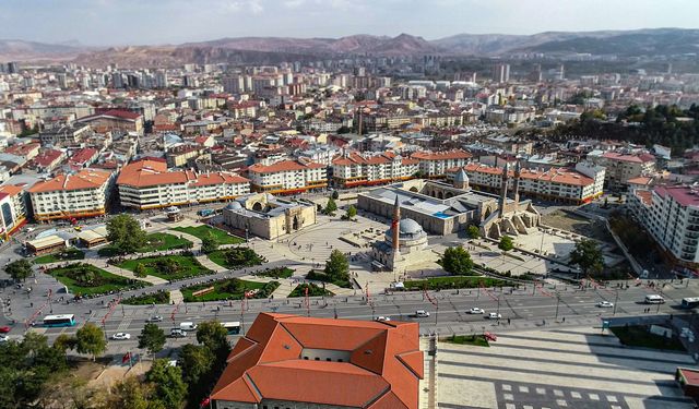 Emekçilerin Sesi Sivas'tan Yükselecek: "Bu Dönem Bizi Dinleyeceksiniz"