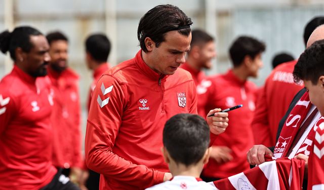 Sivasspor’a Cimbom Maçı Öncesi Moral Ziyareti