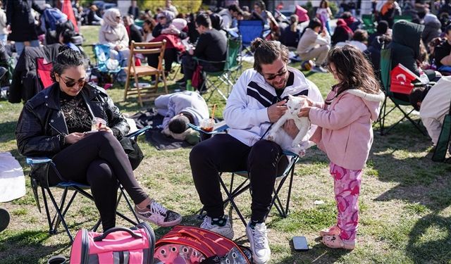 Depremin psikolojik etkilerine karşı uzmanlardan "dayanışma" tavsiyesi