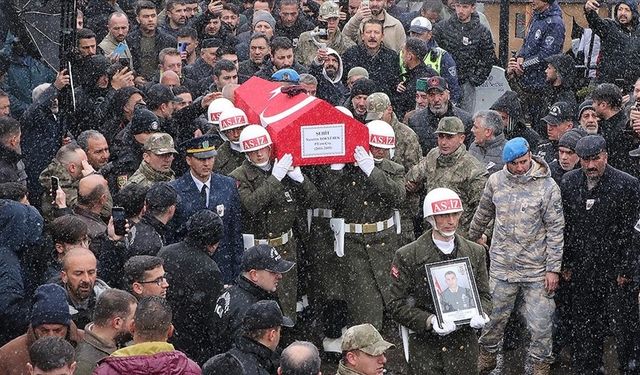 Şehit Piyade Uzman Çavuş Tokyürek son yolculuğuna uğurlandı