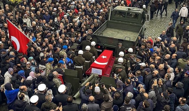 Şehit Piyade Uzman Onbaşı Day, memleketinde son yolculuğuna uğurlandı