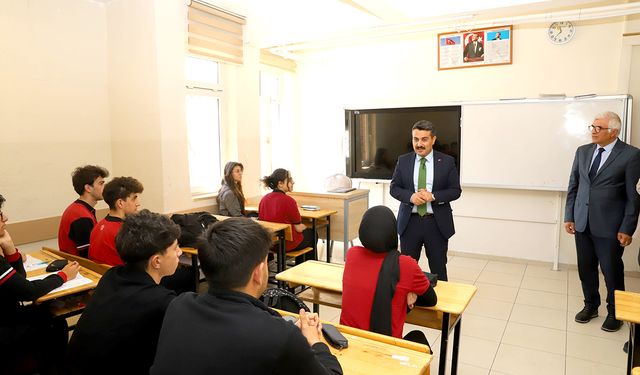 Müdür Erdoğan'dna öğrencilere önemli uyarı