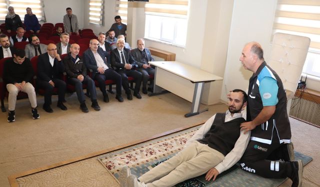 Sivas'ta din personeline ilk yardım eğitimi