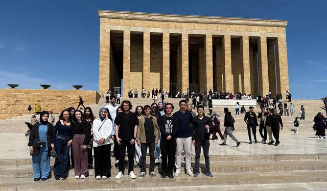 SBTÜ, Gençlik Zirvesi'nde