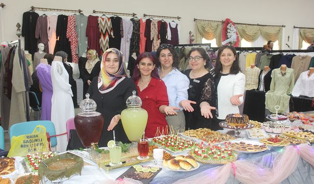Zara'da kursiyerler hünerlerini sergiledi