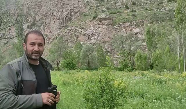 'Canım' diye seslendiği ayıyı kayıt altına aldı