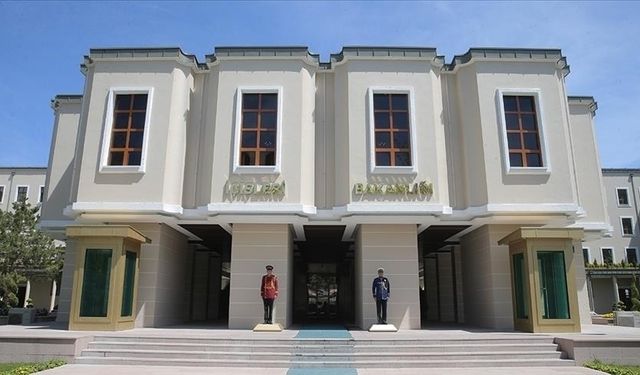 CHP'li Belediye Başkanları Görevden Uzaklaştırıldı