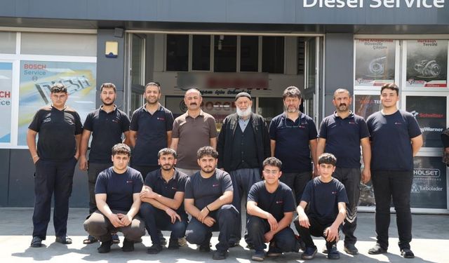 Çocukları ve torunlarıyla Babalar Günü'nü kutladı