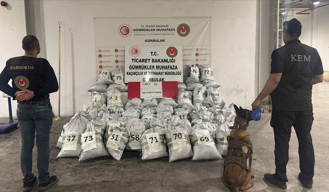 Gümrük muhafaza ekiplerinden tarihi uyuşturucu operasyonu