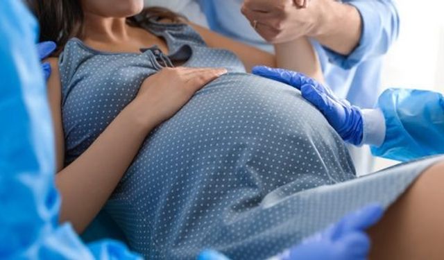 Sezaryen anne ve bebek sağlığı açısından riskli